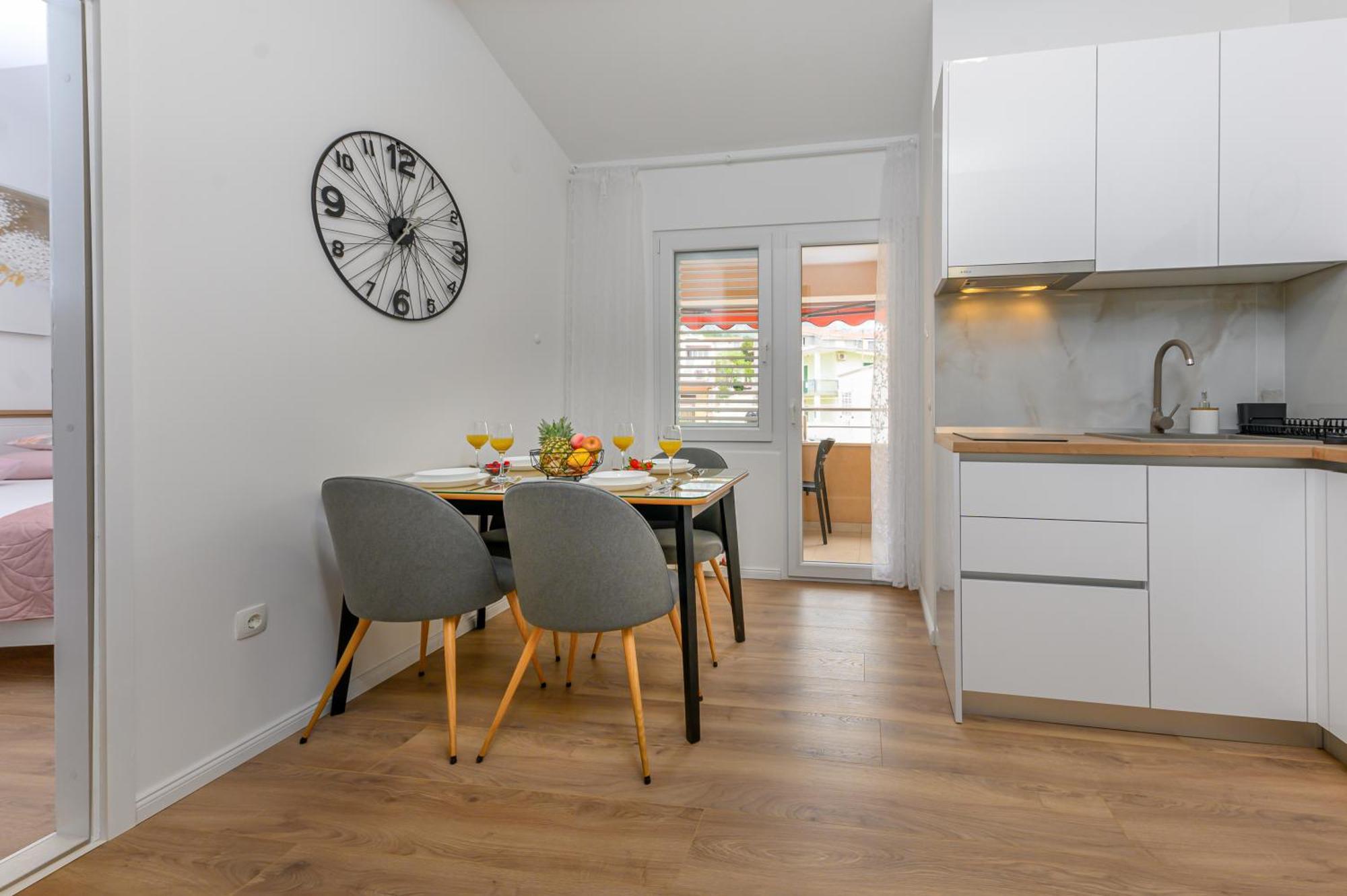 Apartmani Rita Baška Voda Екстериор снимка